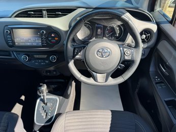Toyota Yaris 1.5 VVT-h Icon E-CVT Euro 6 (s/s) 5dr