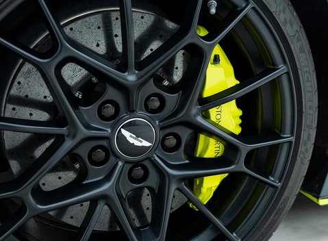 Aston Martin Rapide AMR V12 38