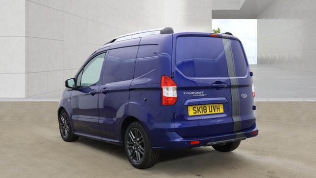 Ford Transit Courier SWB L1H1 Low Roof Sport Air Con Alloys Sensors Cam EURO 6 NO VAT 6