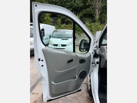 Vauxhall Vivaro 2.0 2700 CDTi Panel Van 4dr Diesel Manual FWD L1 (195 g/km, 113 bhp) 31
