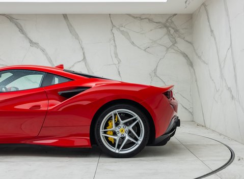 Ferrari F8 Tributo 37