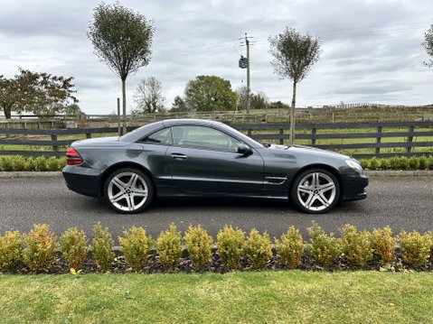 Mercedes-Benz SL Series SL350 AMG V6 Auto Convertible 1