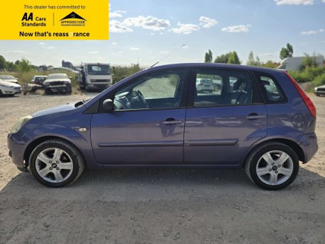 Ford Fiesta 1.25 Zetec Climate Hatchback 5dr Petrol Manual (142 g/km, 74 bhp) 4
