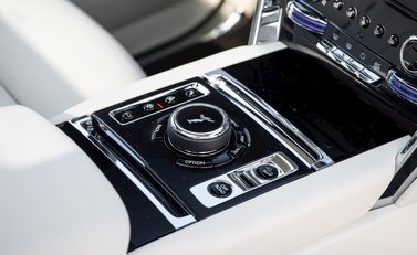 Rolls-Royce Cullinan 22