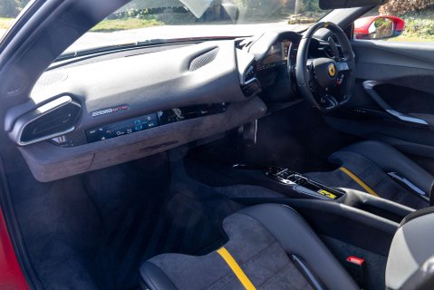 Ferrari 296 GTB 9