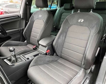 Volkswagen Golf 2.0 Golf R TSi 4WD 5dr 74