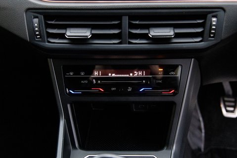 Volkswagen Polo R-LINE TSI 35