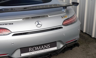 Mercedes-Benz AMG GT R GT R Premium 25