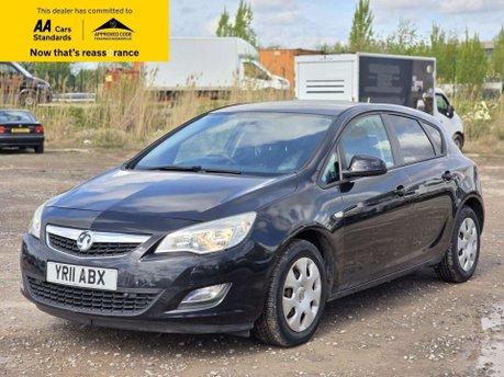 Vauxhall Astra 1.6 16v Exclusiv Hatchback 5dr Petrol Auto Euro 5 (115 ps) 3