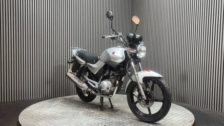 Yamaha YBR 125 2005 20K CARBED MODEL PROJECT LEARNER BIKE 125CC 3