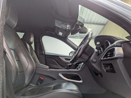 Jaguar F-Pace 2.0 F-Pace R-Sport AWD D 4WD 5dr 34