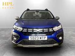 Dacia Sandero Stepway 1.0 TCe Journey Hatchback 5dr Petrol Manual Euro 6 (s/s) (90 ps) Air Con -
