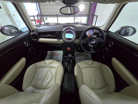 Mini Hatch 1.6 Cooper S Euro 5 (s/s) 3dr 15