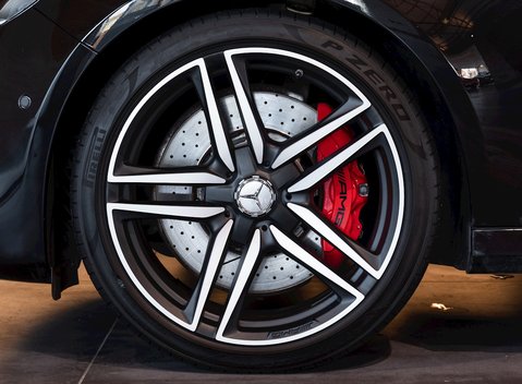 Mercedes-Benz E Class E63 S Premium Plus 6