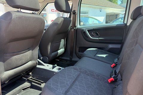 Skoda Roomster SE PLUS.7 SERVICES..IDEAL FOR DOGS, WHEELCHAIR.SUNROOF 28