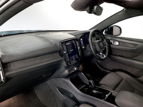 Volvo C40 Recharge 69kWh Core SUV 5dr Electric Auto (231 ps) Cruise Control - DAB Ra 15