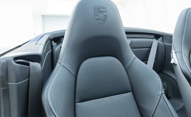 Porsche 911 Turbo Cabriolet (991.2) 13