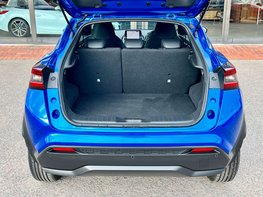 Nissan Juke 1.0 Juke N-Connecta DiG-T Semi-Auto 5dr 71