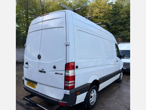 Mercedes-Benz Sprinter 2.1 213 CDi BlueEFFICIENCY Panel Van 4dr Diesel Manual RWD L2 (200 g/km, 12 19
