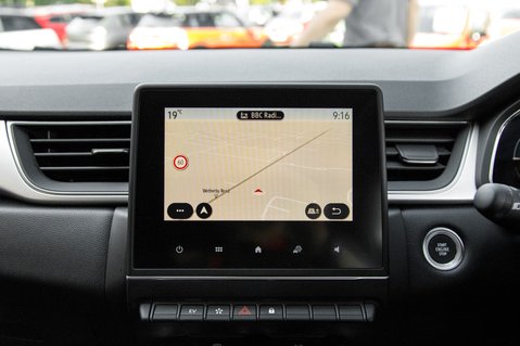 Renault Captur TECHNO E-TECH 26