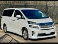 Toyota Vellfire GOLDEN EYES II V6 3