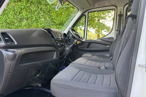 Iveco Daily 35C14D Crew Cab Tipper 13