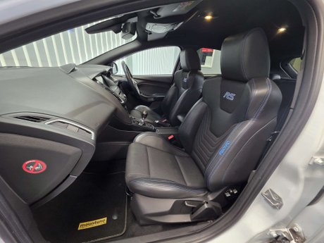 Ford Focus 2.3T EcoBoost RS Hatchback 5dr Petrol Manual AWD Euro 6 (s/s) (350 ps) 9