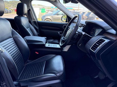Land Rover Discovery 3.0 Discovery HSE SDV6 Auto 4WD 5dr 15
