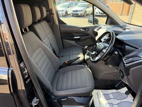 Ford Transit Connect 1.5 Transit Connect 200 Limited TDCi 11