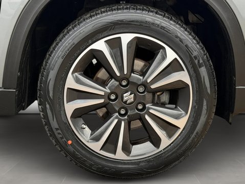 Suzuki Vitara 1.4 Boosterjet 48V Hybrid SZ5 5dr 13
