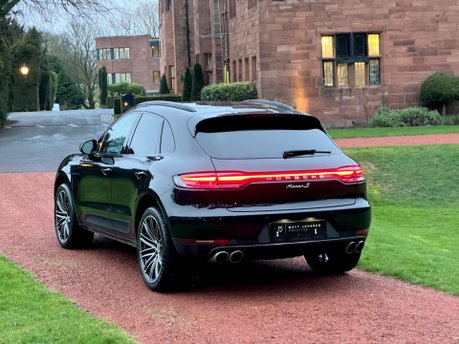 Porsche Macan S PDK 27