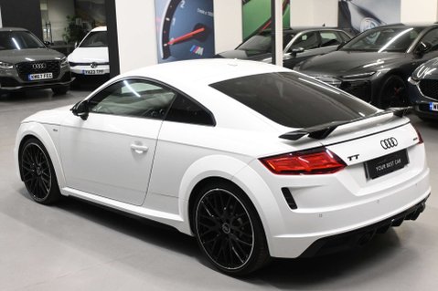 Audi TT 2.0 TT Black Edition 45 TFSI Quattro Semi-Auto 4WD 3dr 15