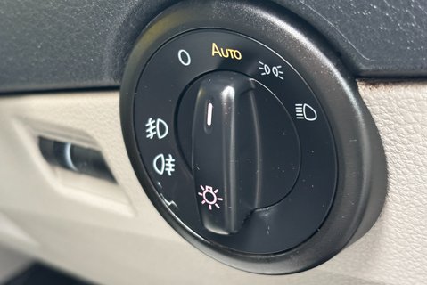 Volkswagen Transporter T32 204 ps Tdi Highline 4Motion DSG Panel Van - Factory Diff Lock 36