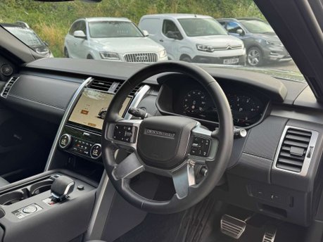 Land Rover Discovery 3.0 Discovery Dynamic HSE D MHEV Automatic 4WD 5dr 15