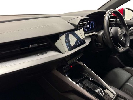 Audi A3 1.0 A3 Sportback 30 TFSI MHEV S Line Semi-Auto 5dr 1