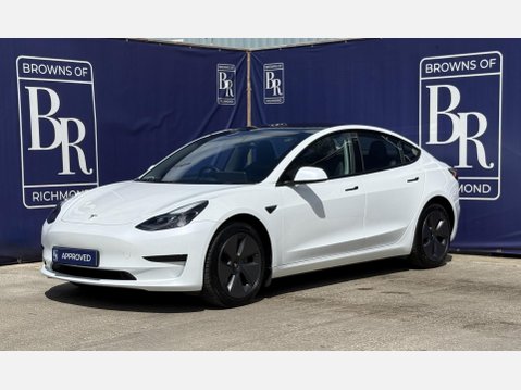 Tesla Model 3 Saloon 4dr Electric Auto RWD (241 bhp) 9