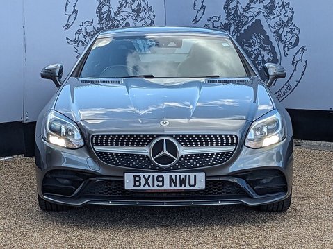 Mercedes-Benz SLC SLC 180 AMG LINE