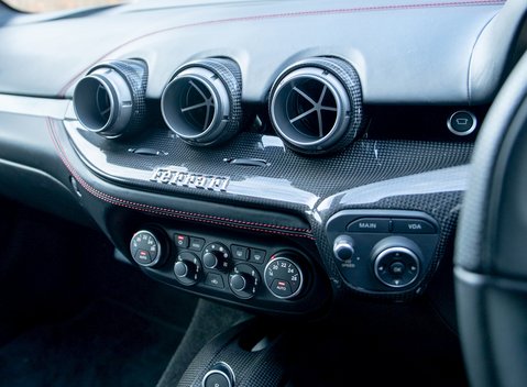 Ferrari F12 Berlinetta 18