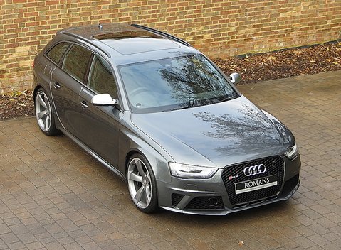 Audi RS4 Avant 3
