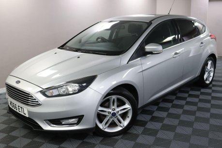 Ford Focus TITANIUM 20