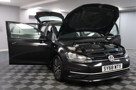 Volkswagen Golf SE NAVIGATION TDI 15