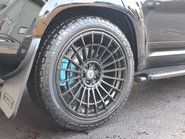 Land Rover Defender 110 D300 HARD TOP X-DYNAMIC HSE MHEV URBAN WIDE TRACK EDTION REAR SEATS FITTED 12