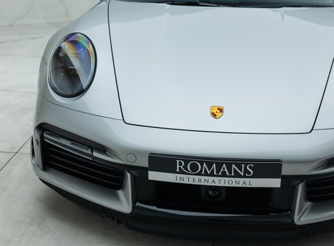 Porsche 911 Turbo S (992) 31