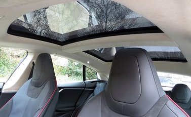 Tesla Model S P85 16