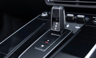 Porsche 911 Turbo S Cabriolet (992) 33