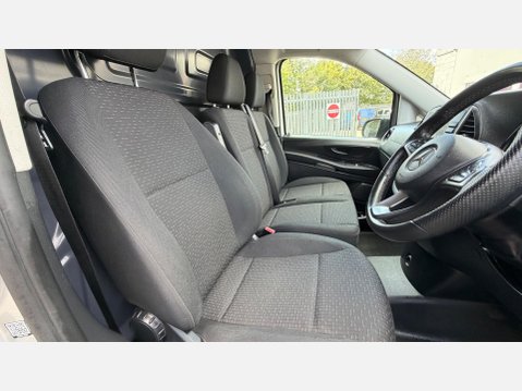 Mercedes-Benz Vito 116 PREMIUM L1 17