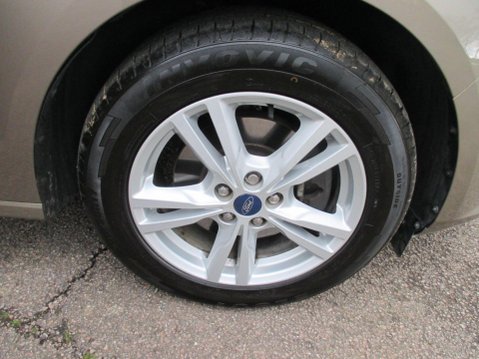 Ford S-Max 1.5T EcoBoost Titanium Euro 6 (s/s) 5dr 11