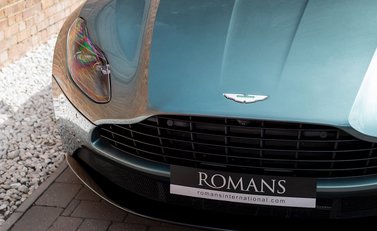 Aston Martin DB11 V8 20