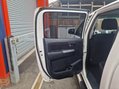 Toyota Hilux INVINCIBLE 4X4 D-4D DCB 22
