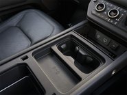 Land Rover Defender V8 69